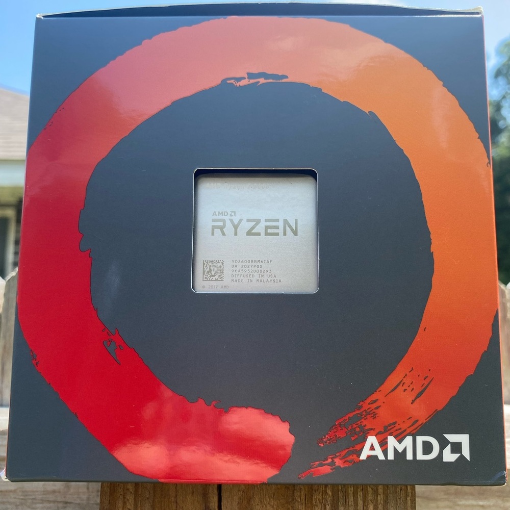 AMD Processor Box with Bold Orange Design - Picture 4 of 4